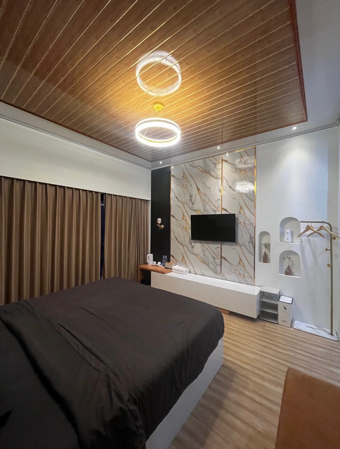 Aveva Superior Room 1 Bed - Gambar 2