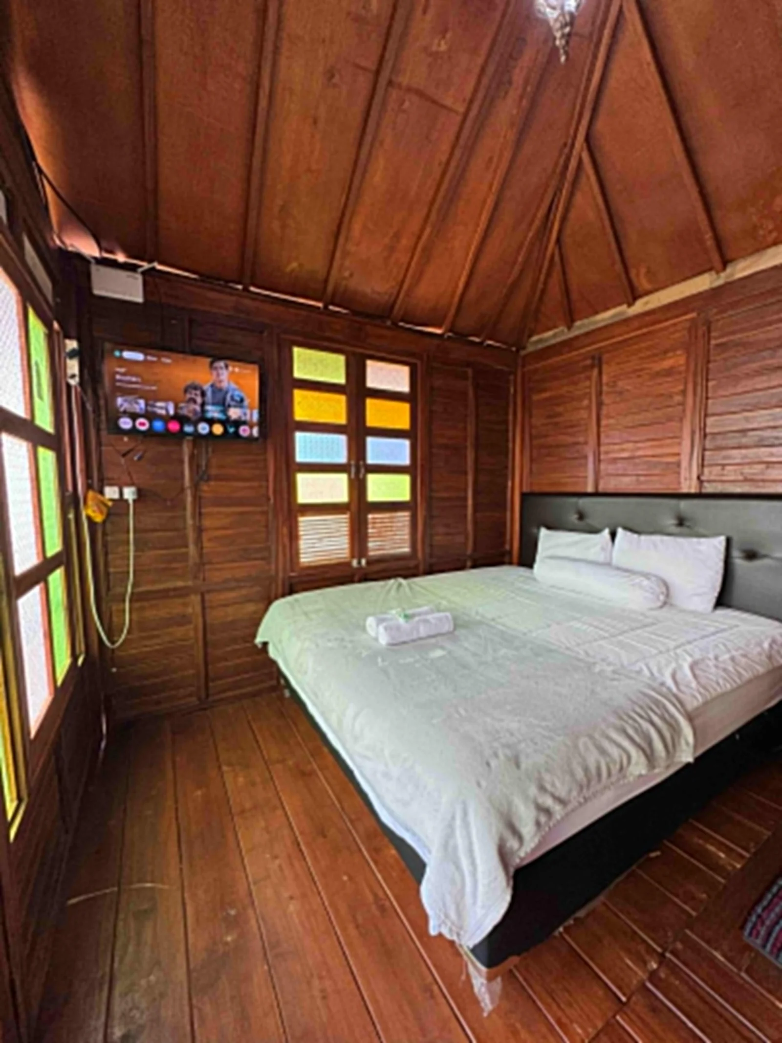 Joglo Pintu Langit – Nuansa Tradisional dengan Pesona Alam Dieng - Gambar 2