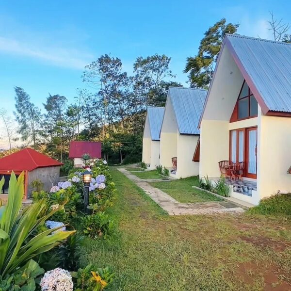 Pandawa Cabin 2 Bed View Telaga Menjer